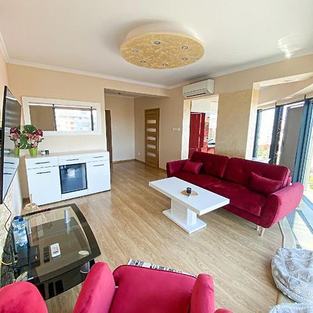 Glass Tower Apartament 제수프 외부 사진